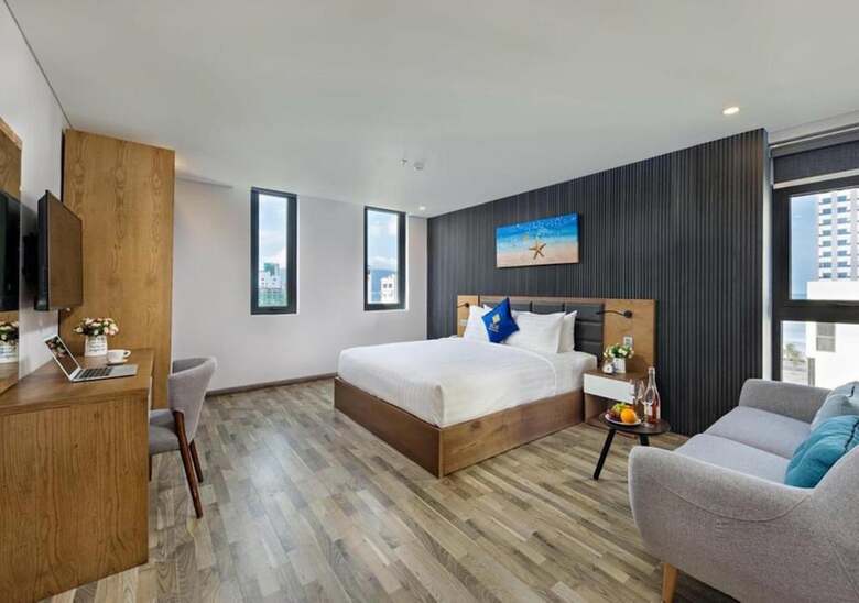 Jolia Hotel And Apartment - My Khe Beach