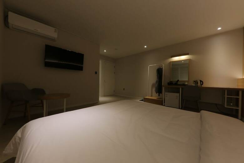 N7 Hotel