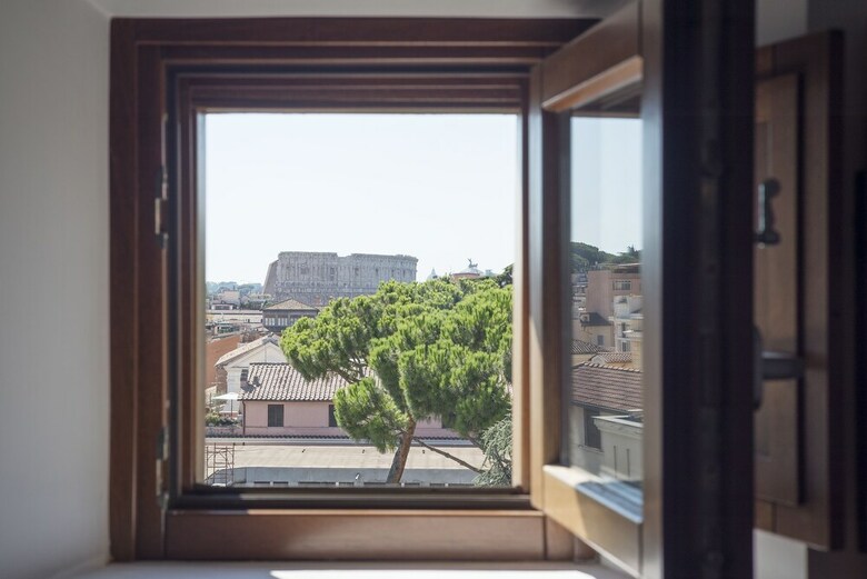 Colosseo & Colle Oppio Charming Apartment