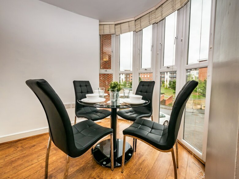 Royale Blenheim Apartment