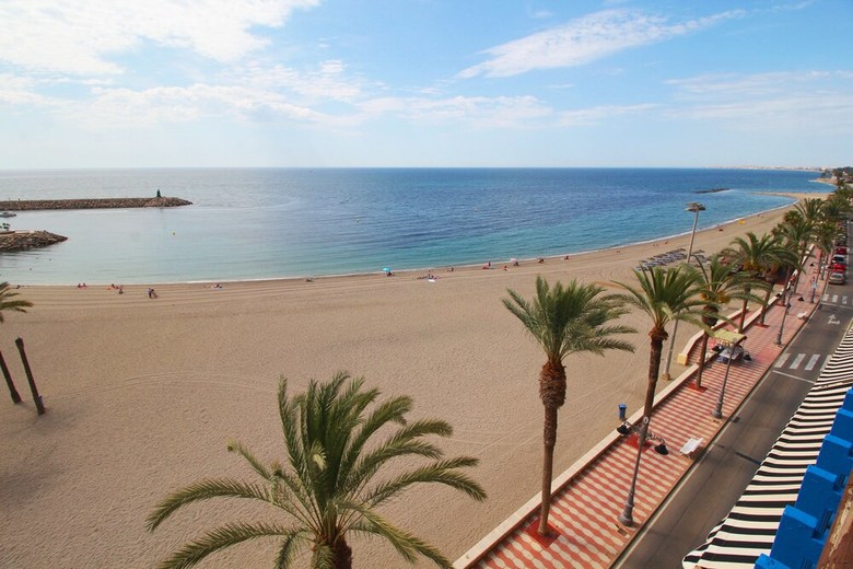 Crucero - Apartamento En 1� L�nea de Playa