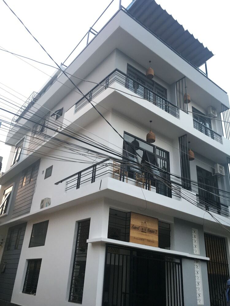 Hotel Hue Sweethouse 2 Homestay