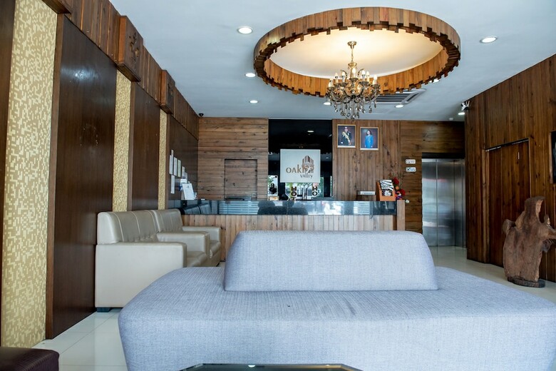 Oyo 430 Oak Valley Boutique Hotel
