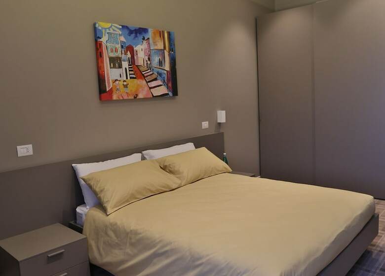 Bed & Breakfast Piazza Italia  -  Rooms  For Rent