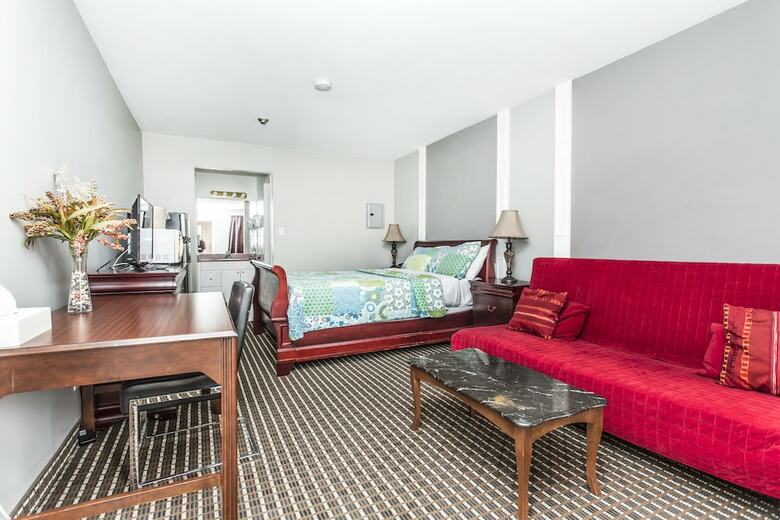 Motel Grewals Inn And Suites By Elevate Rooms