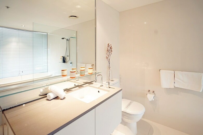 Apartamentos Circle On Cavill Apts - Holiday Paradise