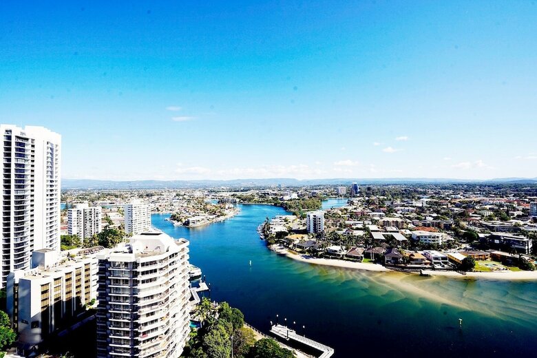 Apartamentos Circle On Cavill Apts - Holiday Paradise