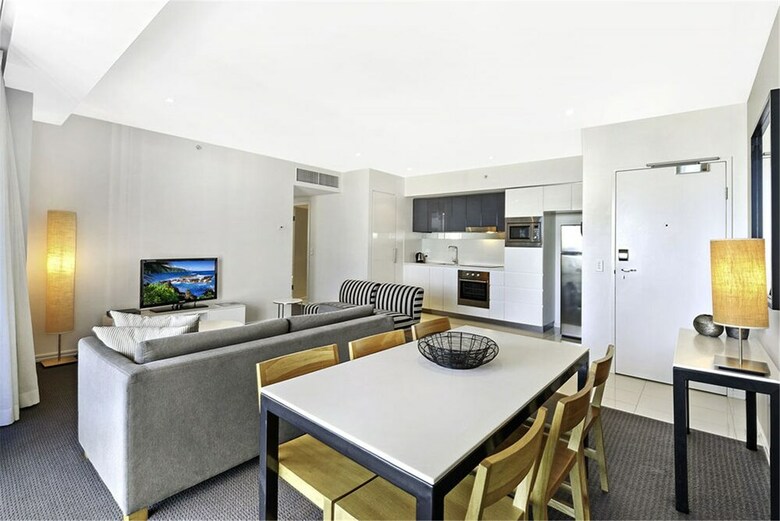 H Residence Apartments- Holiday Paradise