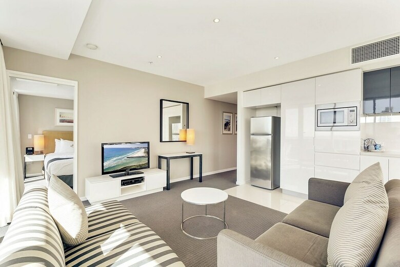 H Residence Apartments- Holiday Paradise