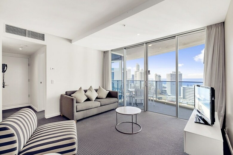 H Residence Apartments- Holiday Paradise