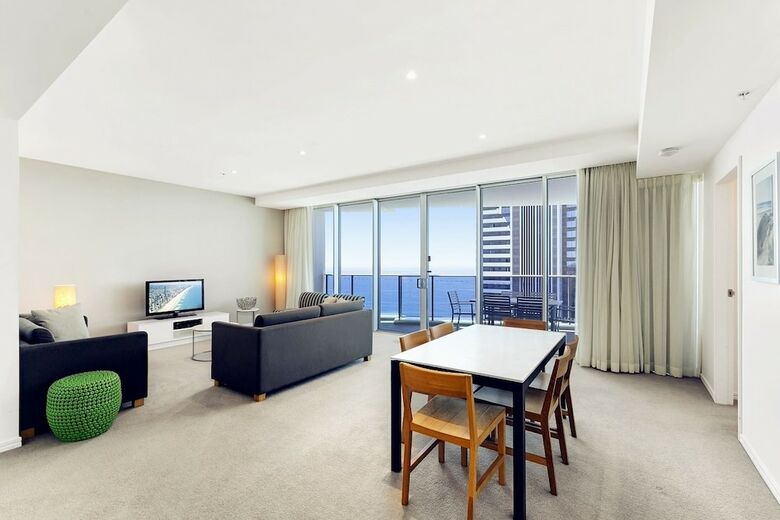 H Residence Apartments- Holiday Paradise