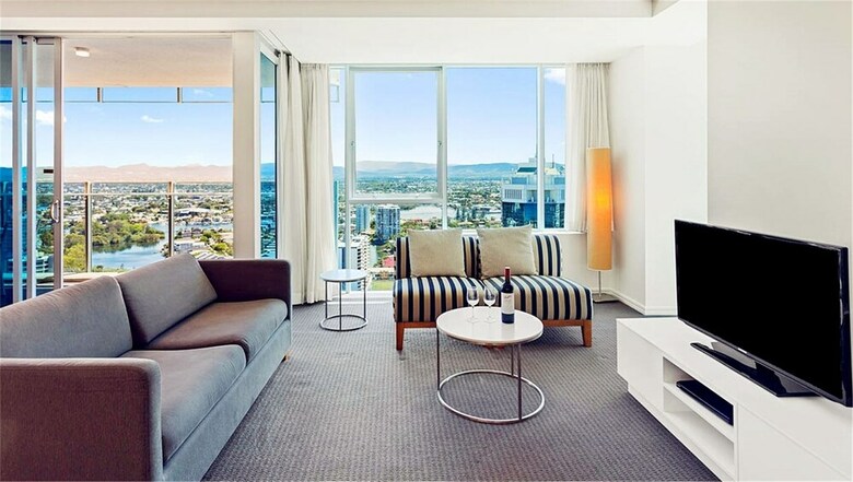 H Residence Apartments- Holiday Paradise