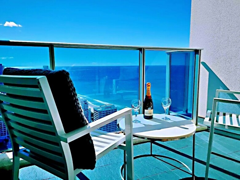 H Residence Apartments- Holiday Paradise