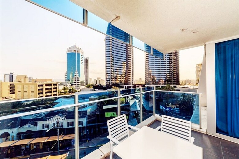 H Residence Apartments- Holiday Paradise