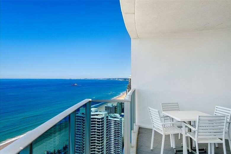 H Residence Apartments- Holiday Paradise
