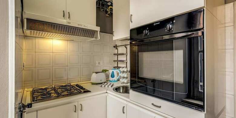 Apartamento Colosseo 2 Bedroom Walking Distance