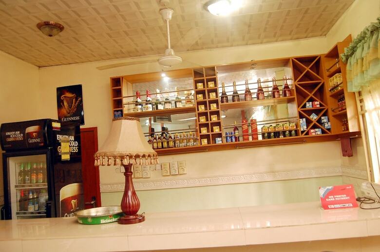 De-b Garden Hotel