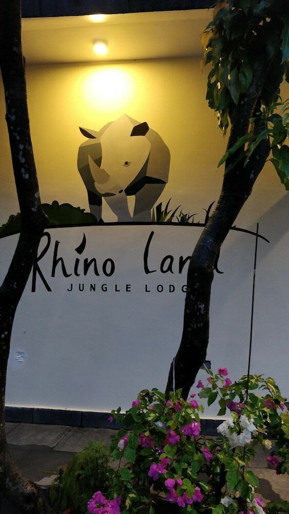 Hotel Rhino Land Jungle Lodge