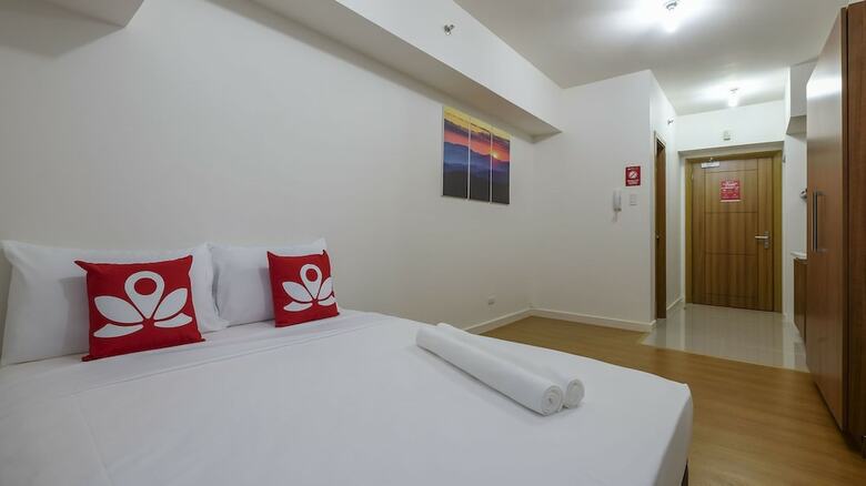 Hotel Zen Rooms 8 Adriatico Manila