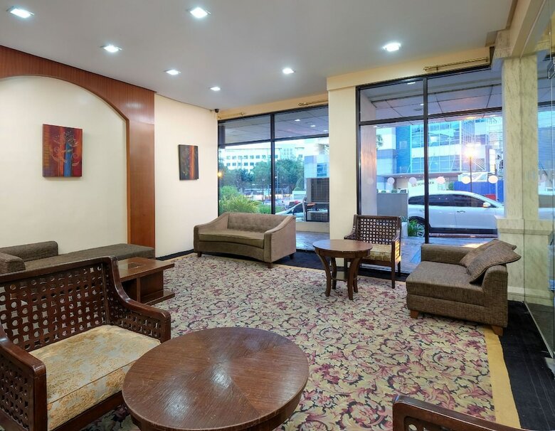 Hostal Zen Rooms Woodridge Mckinley Bgc