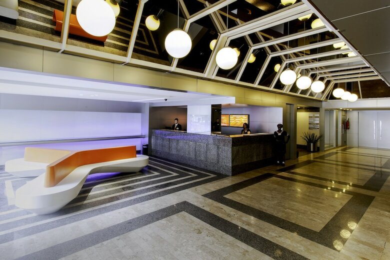 Hotel Boulevard Plaza