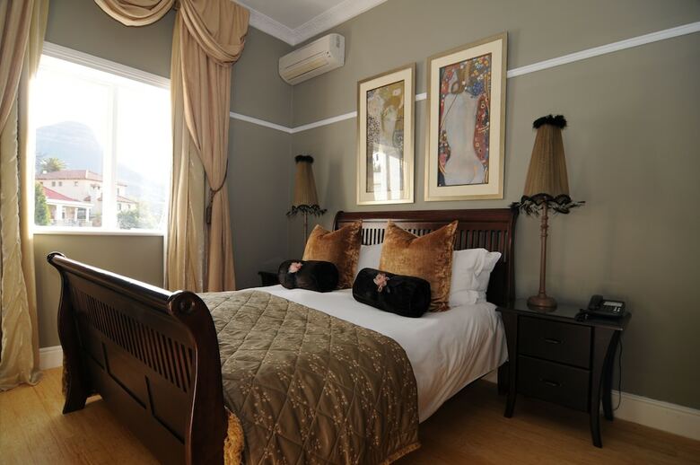 Hotel Abbey Manor Luxury Guesthouse