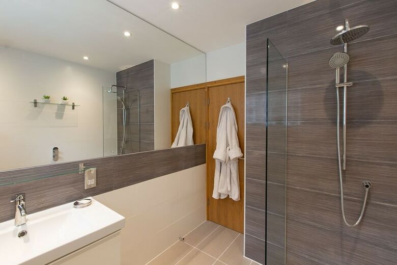 Apartamentos Homefromholme Alban House