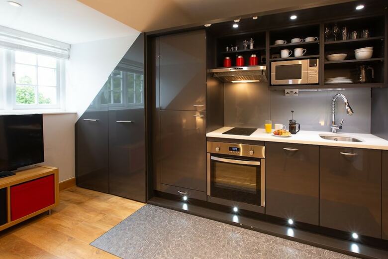 Apartamentos Homefromholme Alban House
