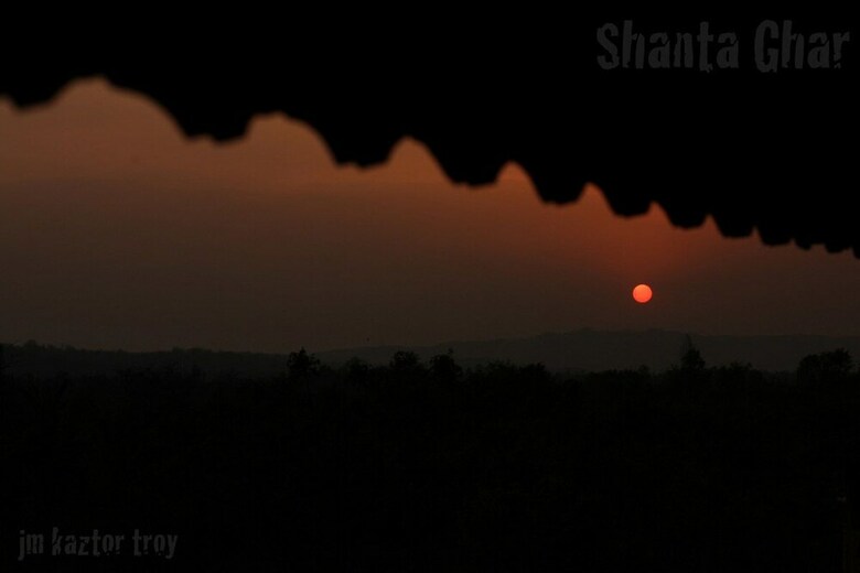 Hotel Shanta Ghar Resort-a Rustic Guesthouse