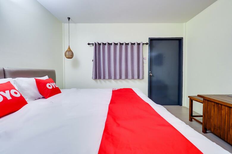 Hotel Oyo 787 Ngeeb Bed & Breakfast