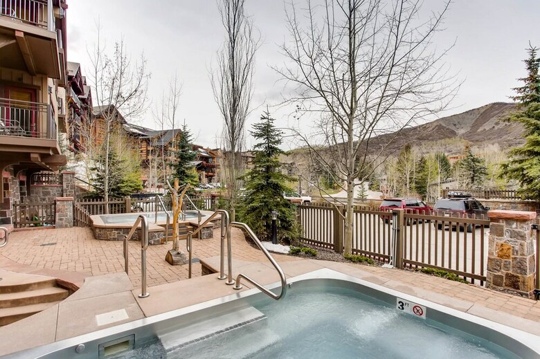 Capitol Peak Lodge By Snowmass Mountain Lodging