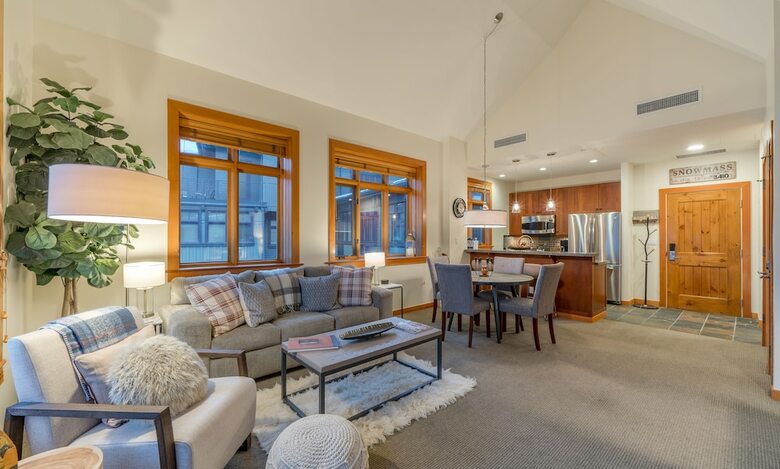 Capitol Peak Lodge By Snowmass Mountain Lodging