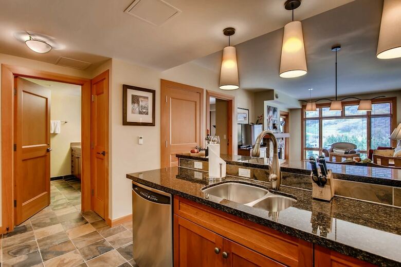 Capitol Peak Lodge By Snowmass Mountain Lodging