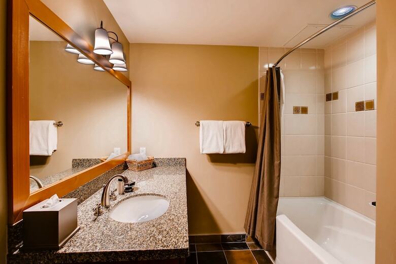 Capitol Peak Lodge By Snowmass Mountain Lodging