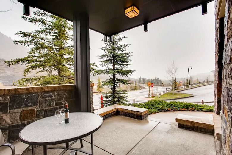 Capitol Peak Lodge By Snowmass Mountain Lodging