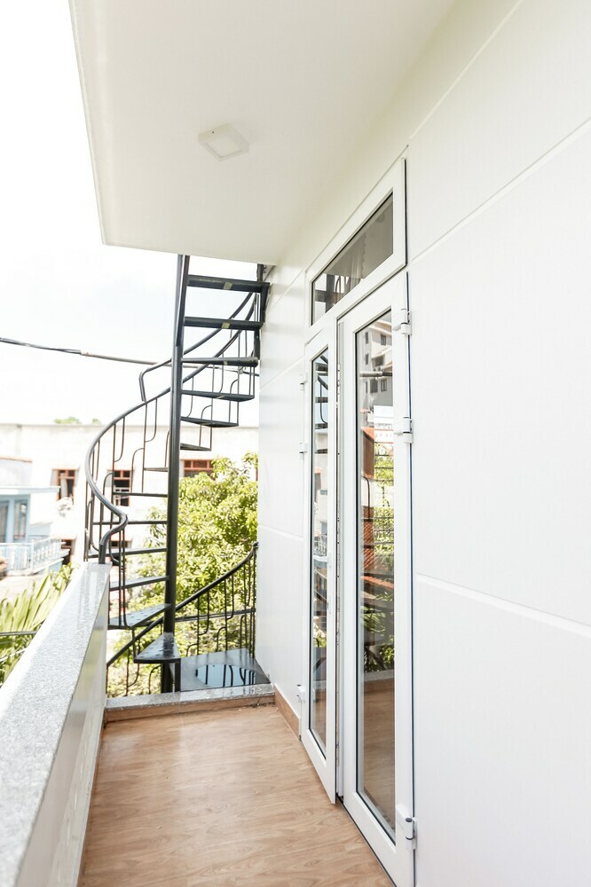 Hostal Bisou de La Riviere - Hostel