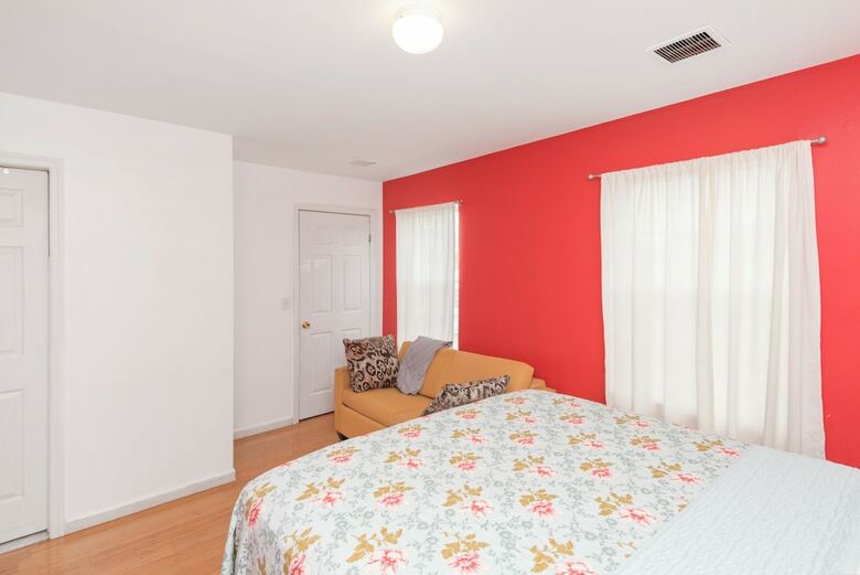 Hotel Racpanos Modern Stay On Union Street