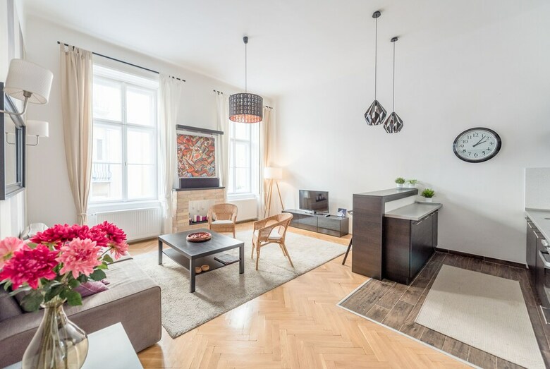 Oasis Apartments - Doh�ny Street I
