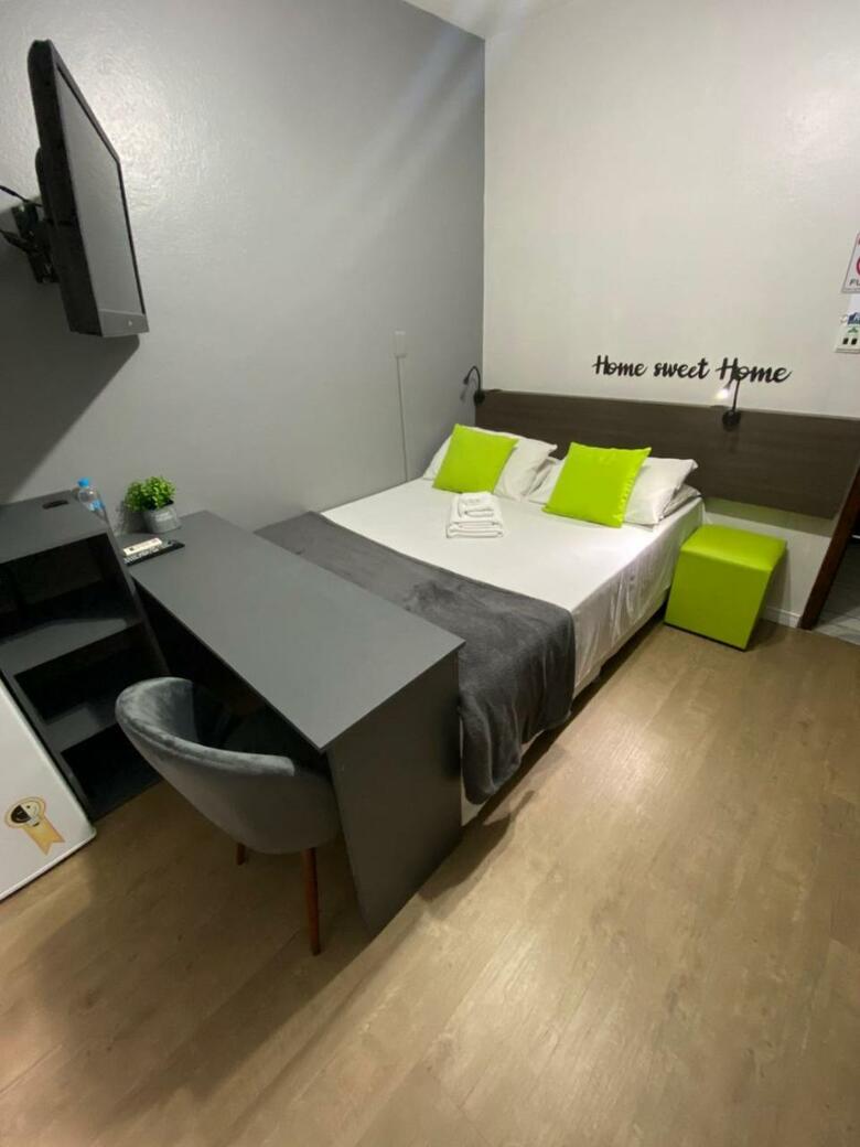 Hostal Rezende House Pousada