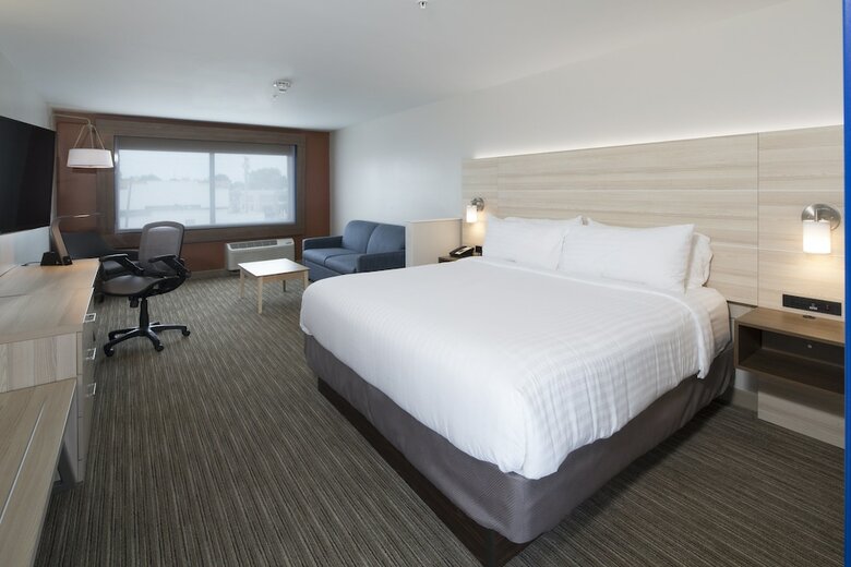 Hotel Holiday Inn Express And Suites Auburn