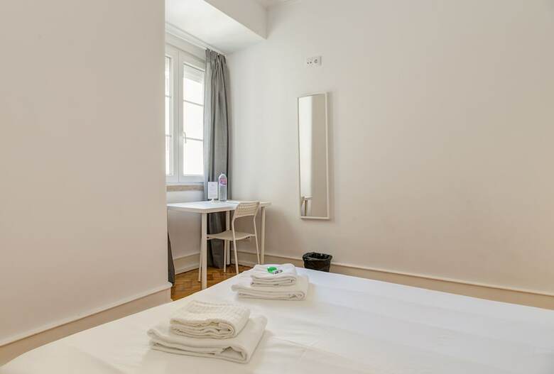 Hotel Home Out Rooms & Apartments