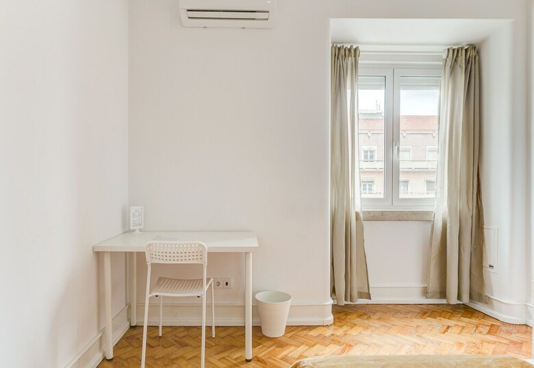 Hotel Home Out Rooms & Apartments