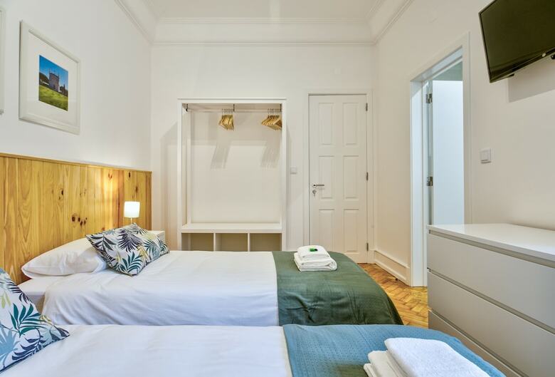 Hotel Home Out Rooms & Apartments