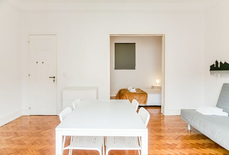 Hotel Home Out Rooms & Apartments