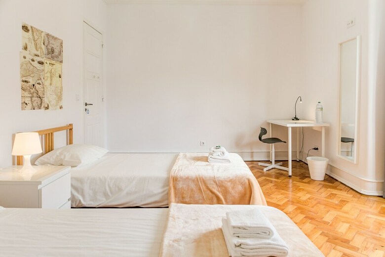 Hotel Home Out Rooms & Apartments