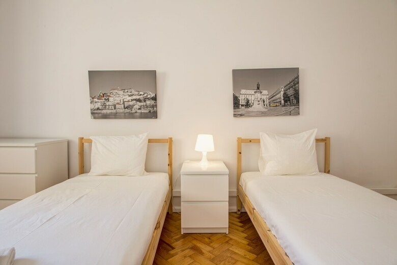 Hotel Home Out Rooms & Apartments