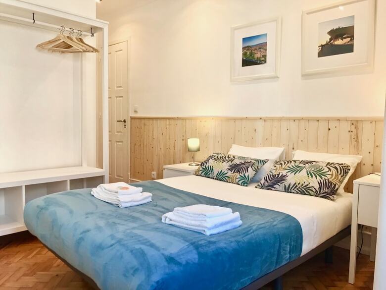 Hotel Home Out Rooms & Apartments