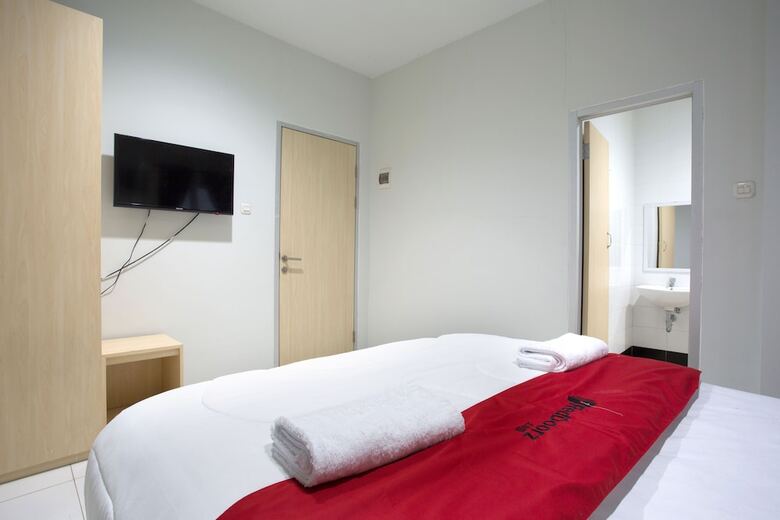 Hotel Reddoorz @ Pelajar Pejuang 3