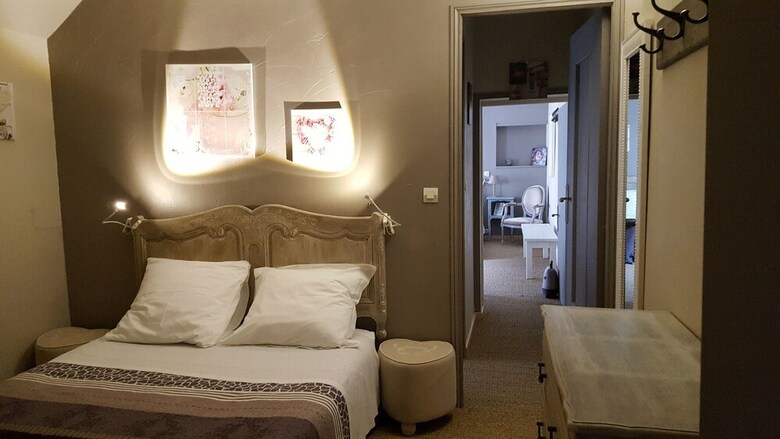 Bed & Breakfast Chambres D'h�tes Domaine Du Hutrel