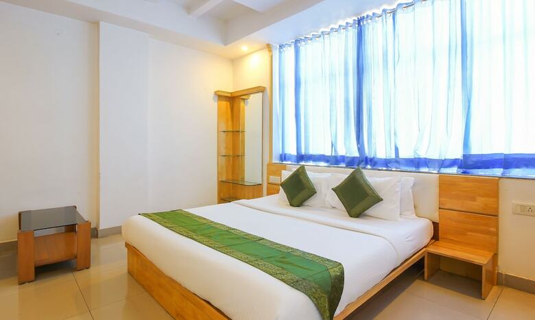 Hotel Treebo Trip Aditya Harsha